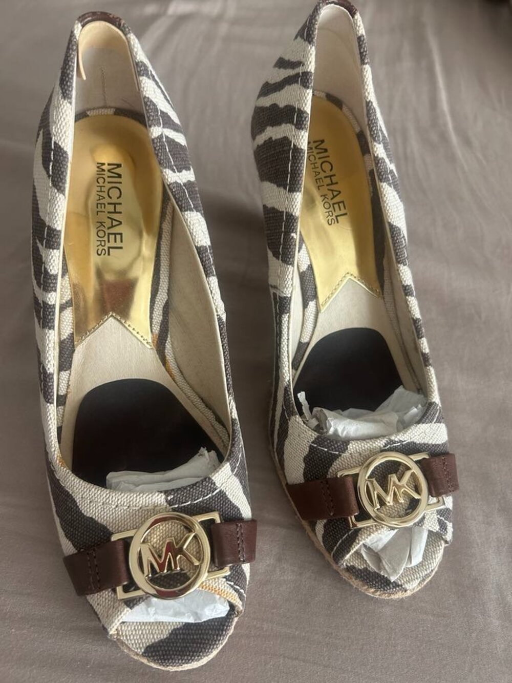 Michael Kors Cheetah Printed Shoes 6.5